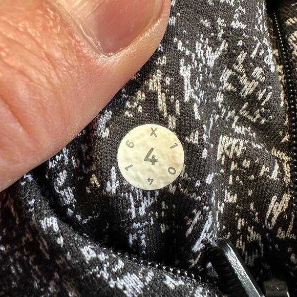 Lululemon Lightly Jacket Luon Suited Jacquard Black White 4 - Picture 9 of 11